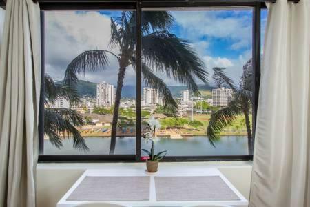 Hawaiian Monarch Upgraded Modern Studio هونولولو المظهر الخارجي الصورة