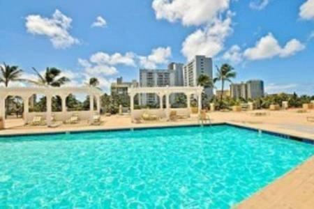 Hawaiian Monarch Upgraded Modern Studio هونولولو المظهر الخارجي الصورة